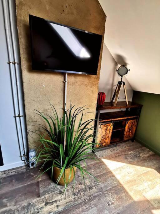Industriel & Atypique Apartment *